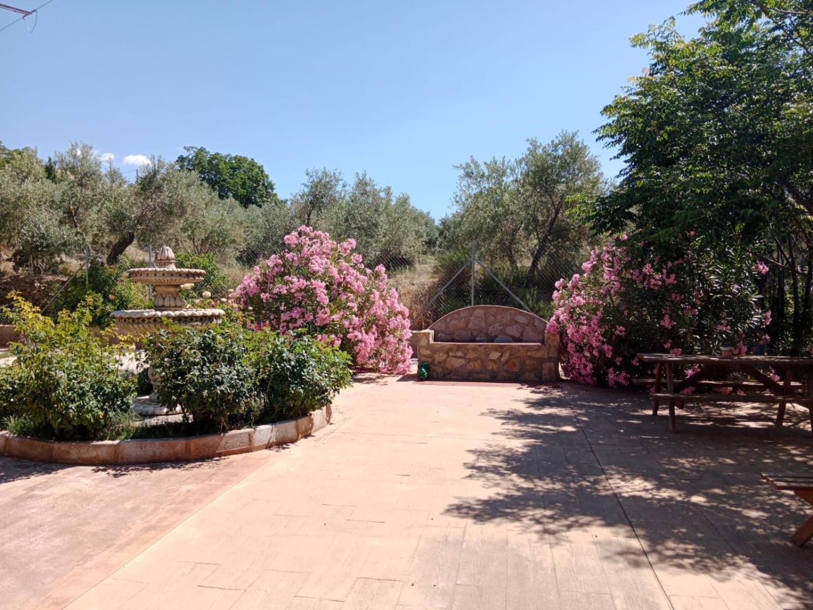 Finca Los Villegas Castril Luaran gambar